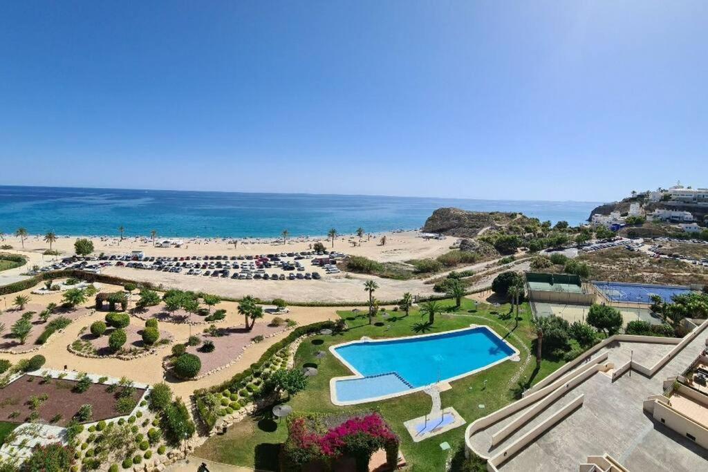 Top-Floor Beachfront Apartment With Parking, Pool, & Spacious Sea-View Balcony Вильяхойоса Экстерьер фото